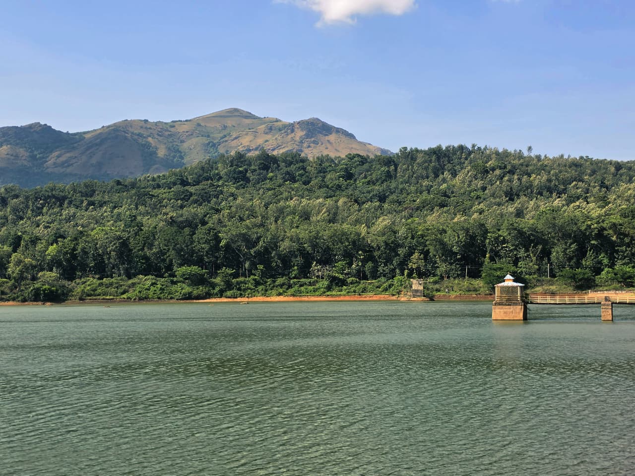 Chikmagalur lake beneath the hills