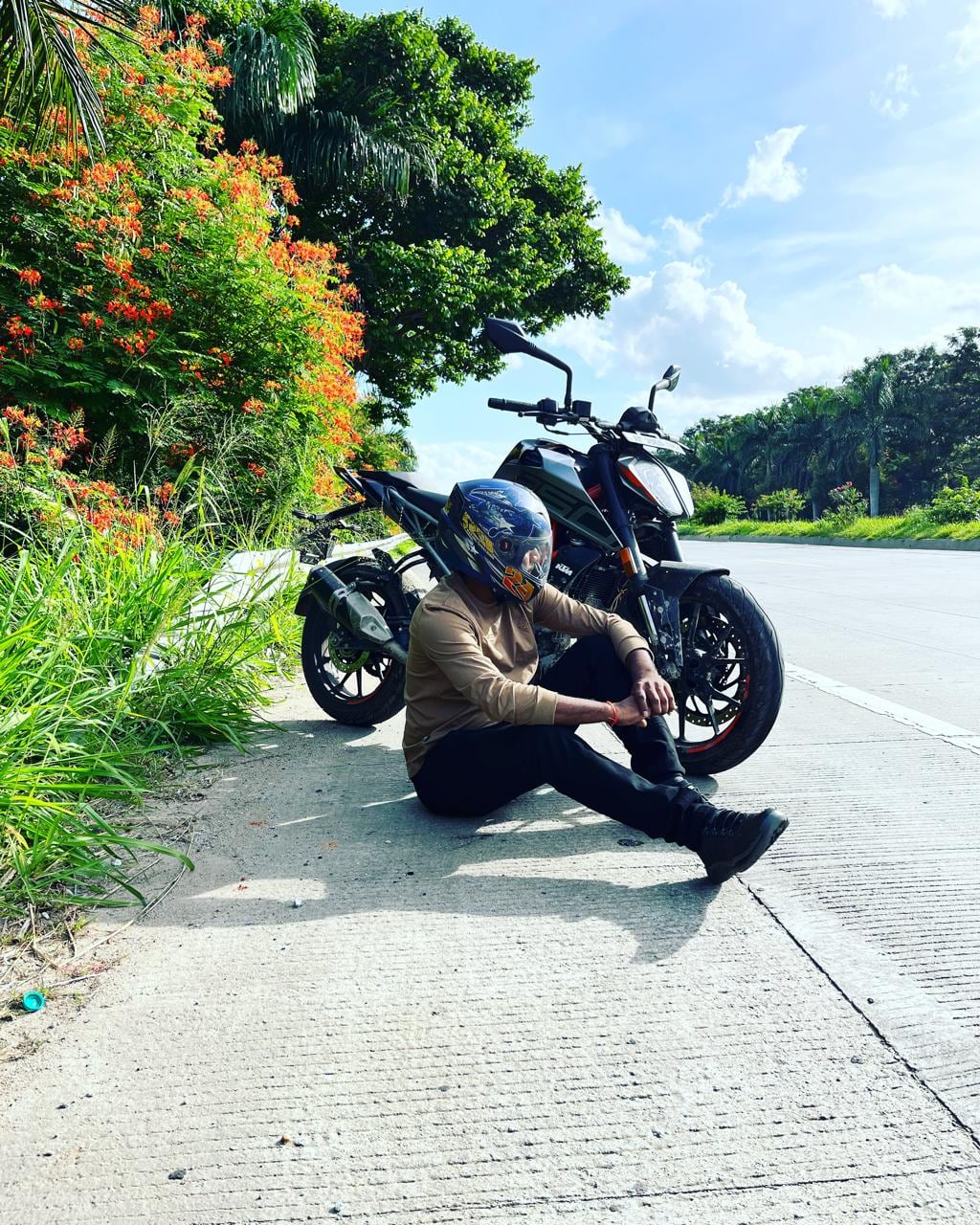 Akhil Chowdary, Bound By Bikes rider
